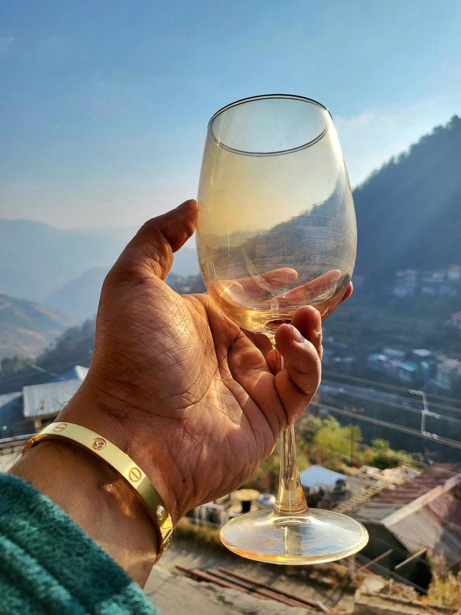 Bay Leaf By Live Inn Shimla Esterno foto
