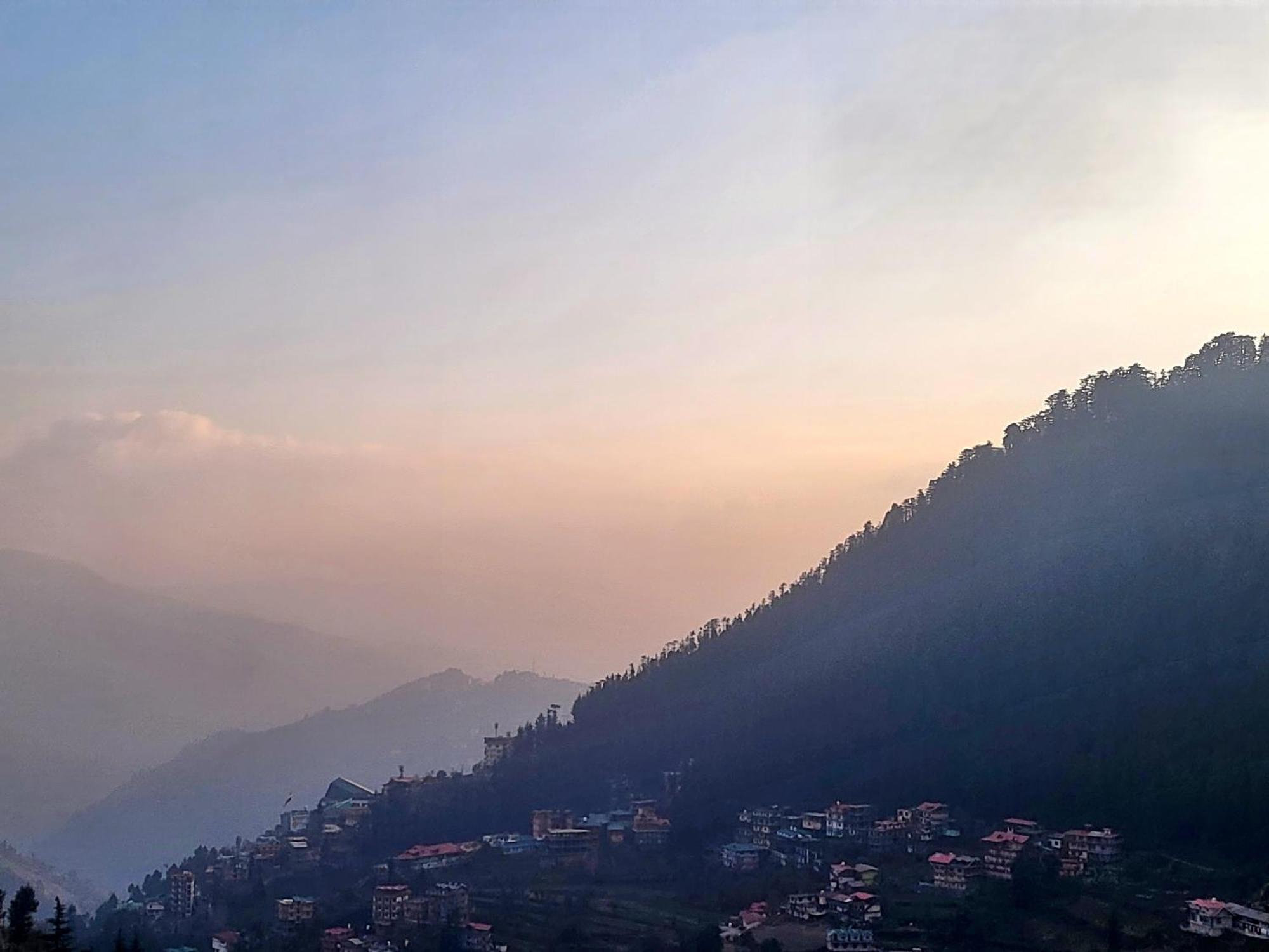Bay Leaf By Live Inn Shimla Esterno foto